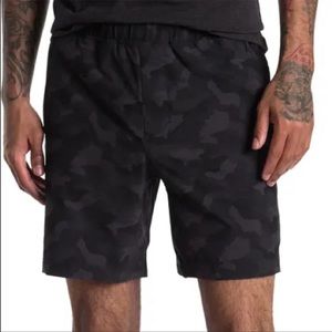 90 Degree by Reflex Camo Athletic Shorts in Size Small